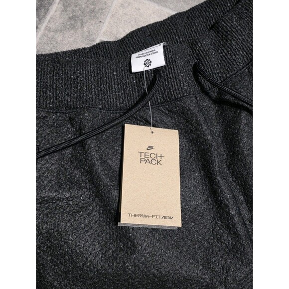 Nike Air Forward Therma-Fit IDV Tech Pack Pants Black Men Size M New FB7521-060 - Picture 3 of 8